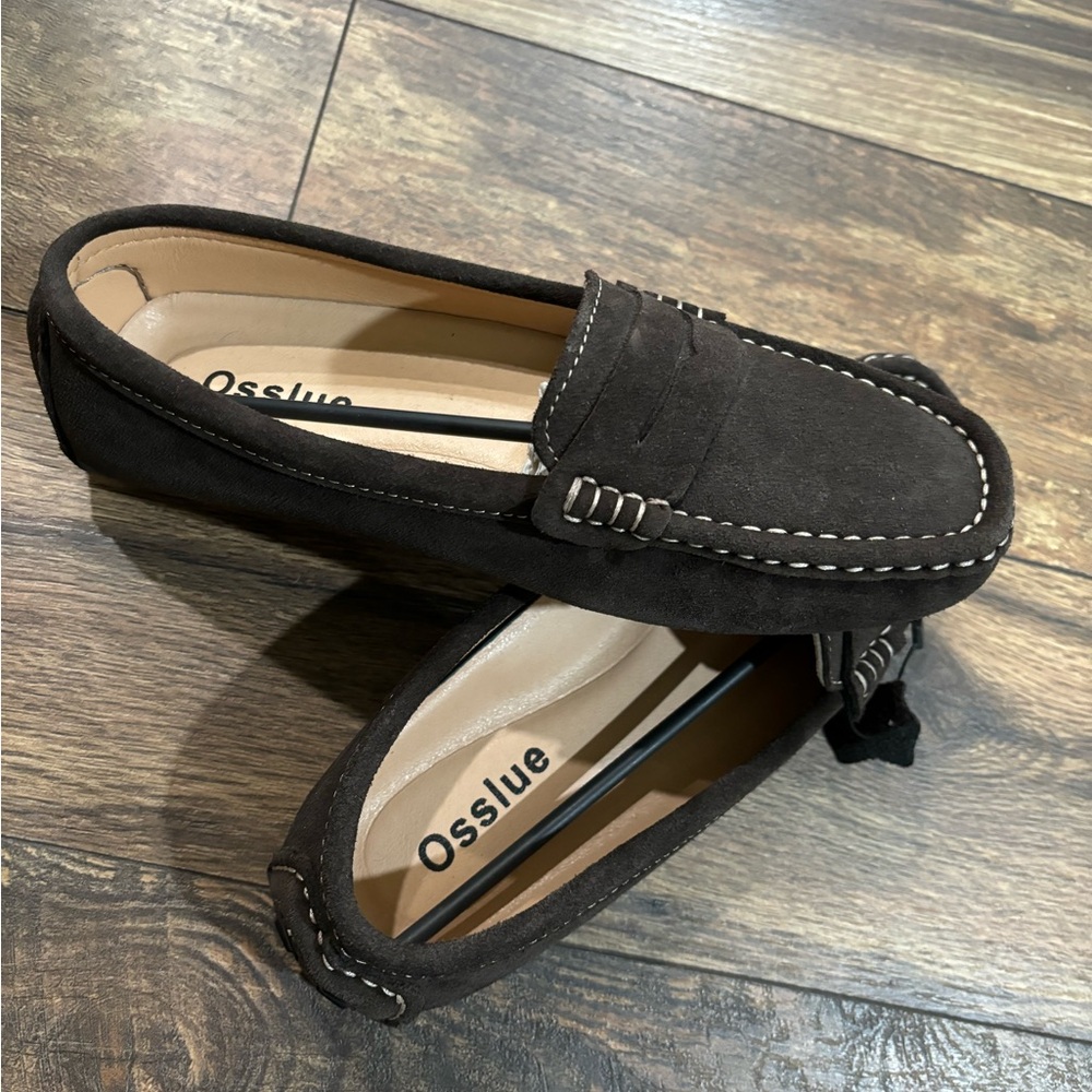 Brand new brown moccasins/loafers. Size 8